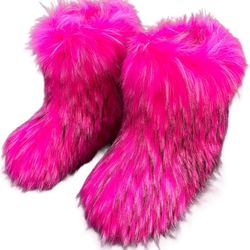 Fluffy Boots 