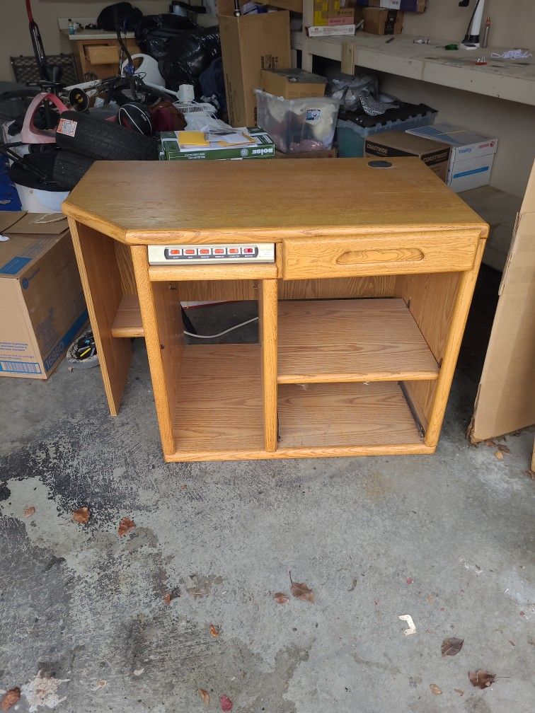 Oak Computer Desk With Built In Powersourse Strip