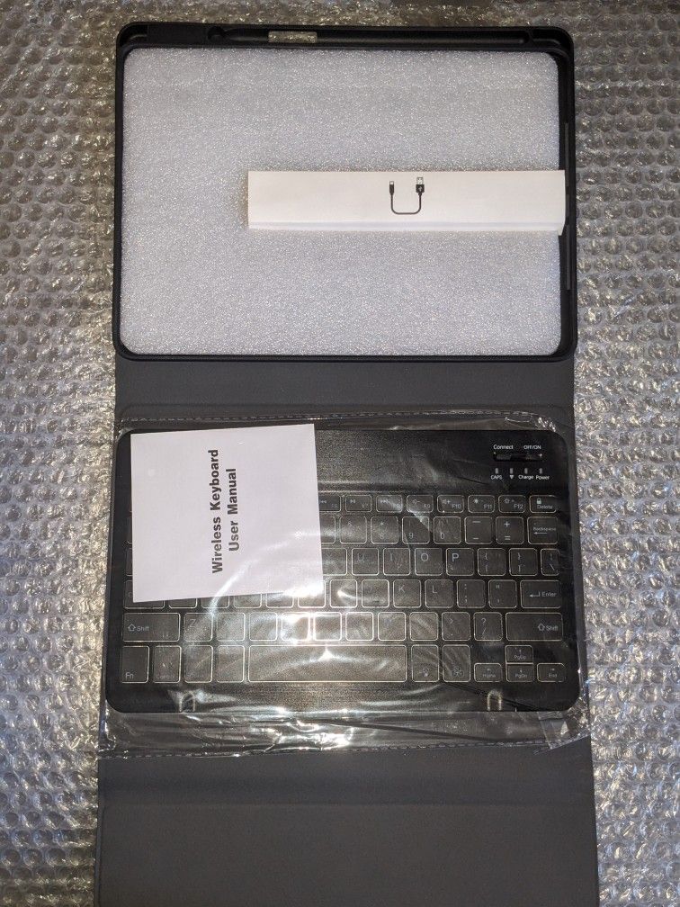 Keyboard Case for iPad 9th/8th/7th Gen 10.2", iPad Air 3rd Gen 10.5", iPad Pro 10.5"