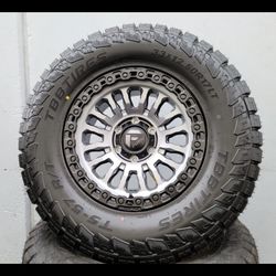 17" FUEL rims w/ 33" Tires