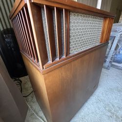 Hammond Tone cabinet 