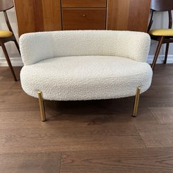 Medium Sized Pet Bed/sofa/couch - new!