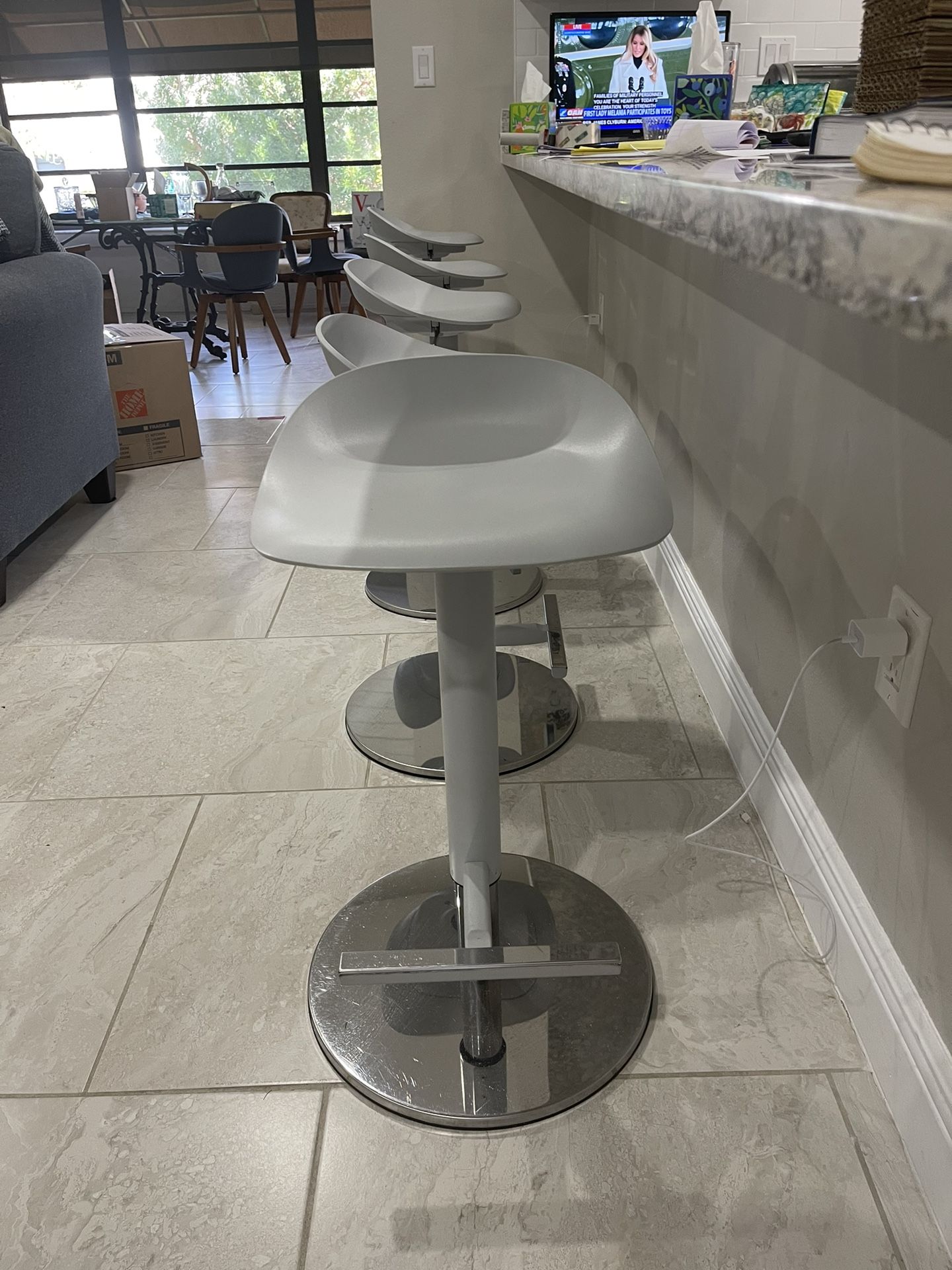 3 Bar Stools