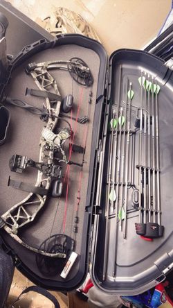 Blackout Compound Bow