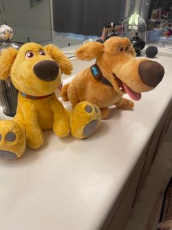 2 Up ( Dug )  Stuff Animals 🐕 Toys From Disneyland  In Mint Condition Only Used As Decoration Super Cute.