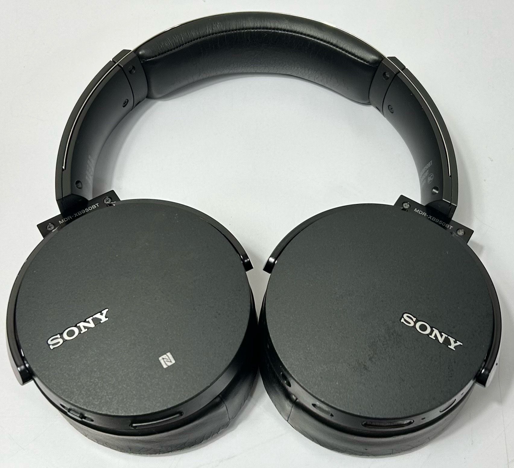 Sony MDR-XB950BT Bluetooth Wireless Headphones Black Bass Boost Over-Ear (#1267)