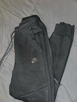 Nike Tech Fleece Jogger Pants Small