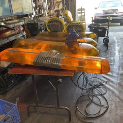 Federal Signal Twin Sonic Amber Light Bar 