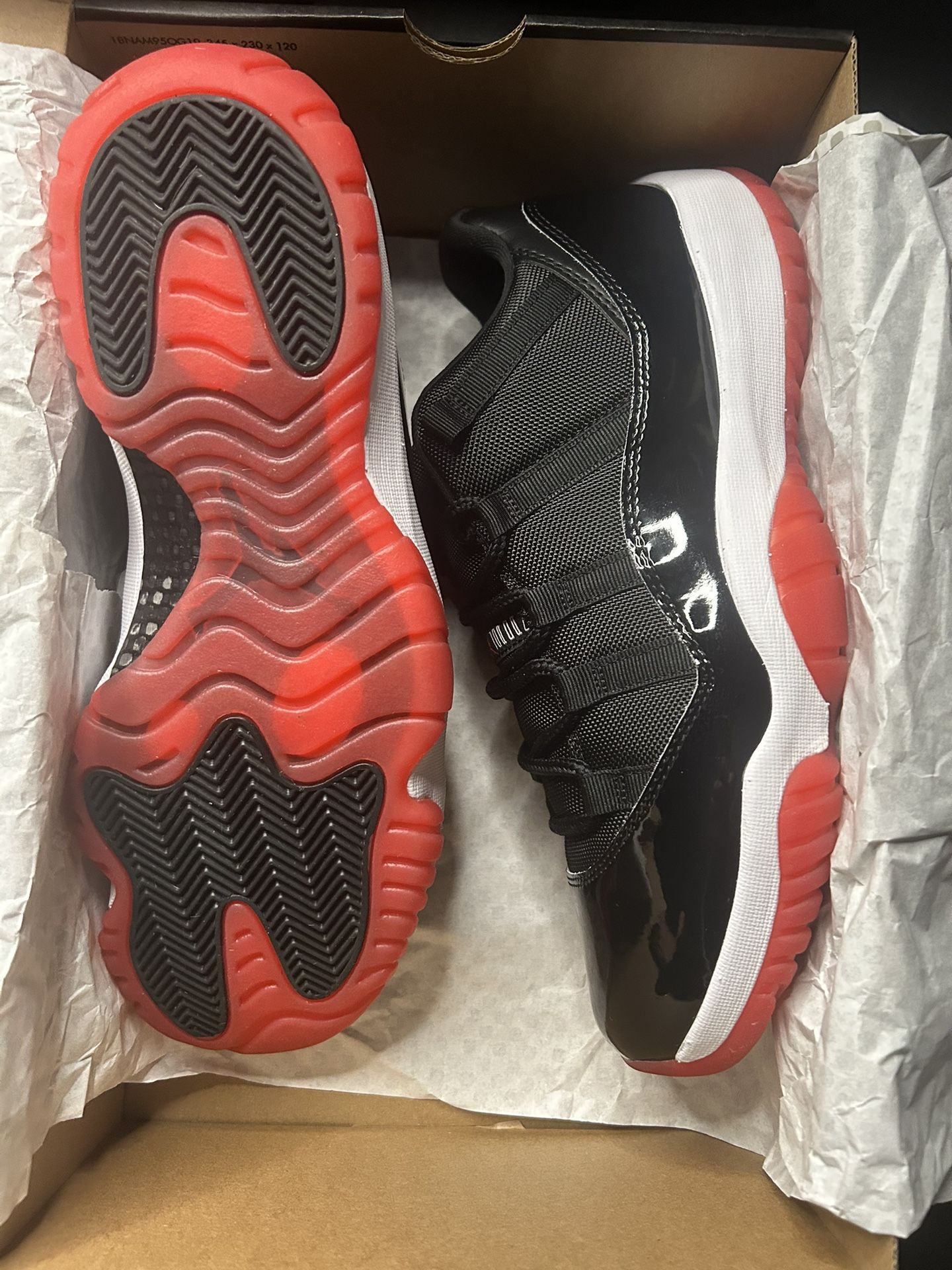 Jordan 11 Low Bred Size 11 Used
