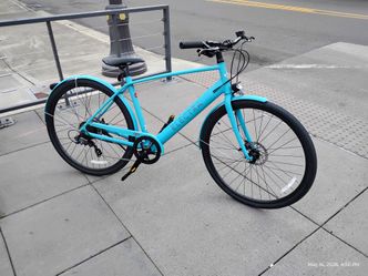 Electra Loft Go! 7D step-over electric city bike