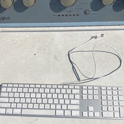 Apple-Wired Keyboard For Computer