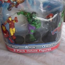 Marvel 3 Pack Deluxe Figures. Hulk, Iron Man, Thor, Captain America