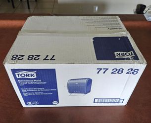 Tork Mechanical Hand Towel Roll Dispenser Black