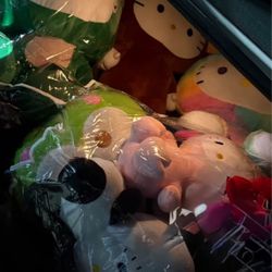 hello kitty plushies