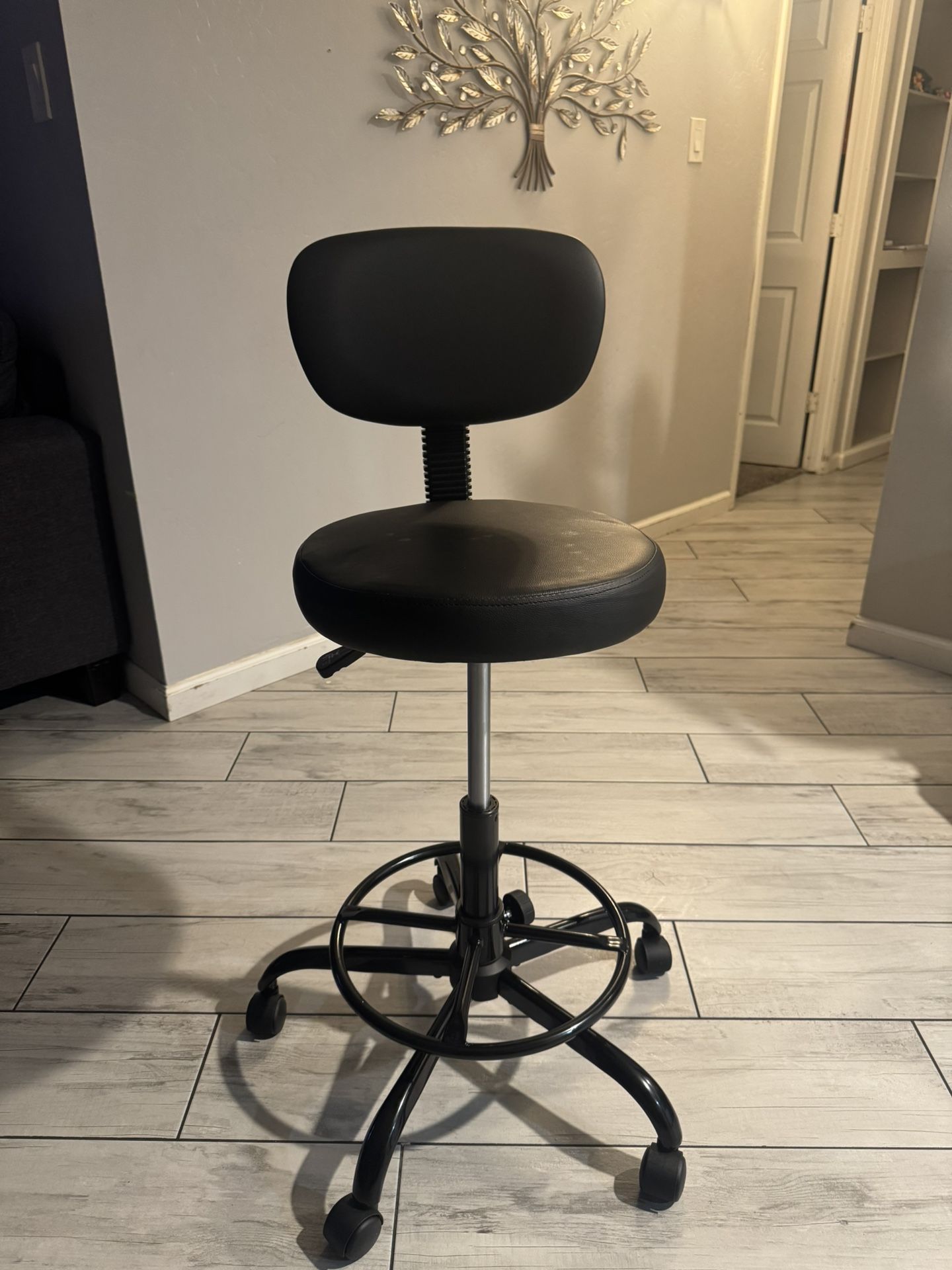 Chair With Backrest