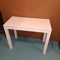 Vanity Table 