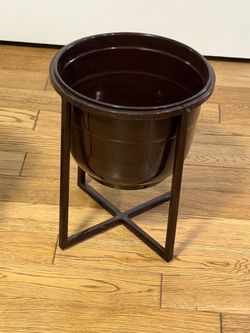 Plant stand