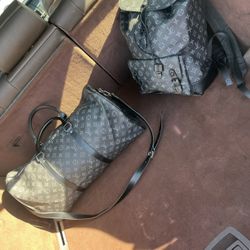 Louis Vuitton | Keepall Bandoulière 55 (Duffle) Louis Vuitton | Monogram Eclipse (Backpack)