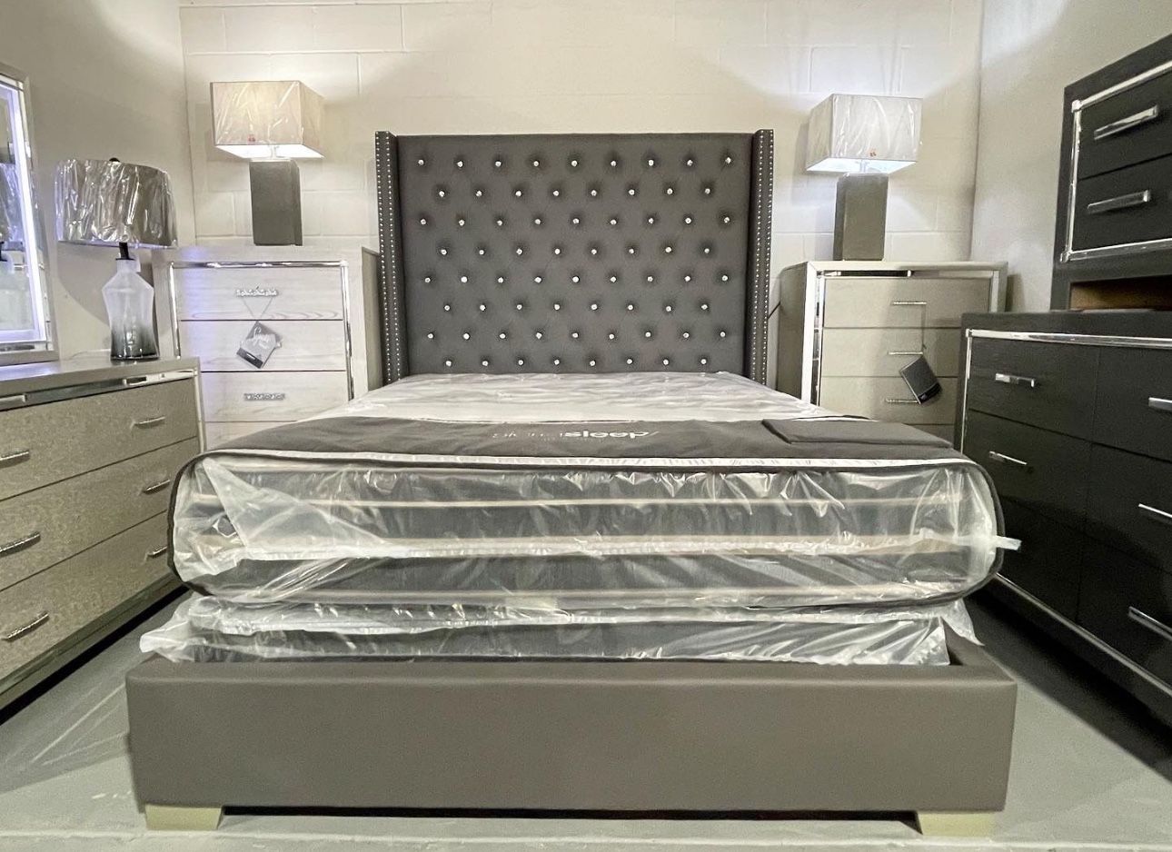 NEW QUEEN AND KING SIZE BED WITH PROMOTIONAL MATTRESS AND BOXSPRING INCLUDING FREE DELIVERY