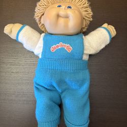 Cabbage Patch Kids - 3 Dolls