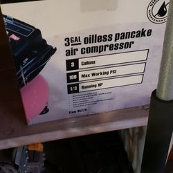 Air Compressor Portable  NEW IN BOX If the ads up its available!