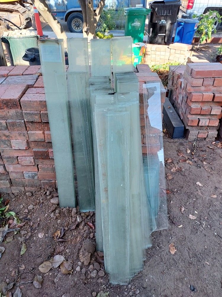 Jalousie Window Glass for Sale in San Diego, CA OfferUp