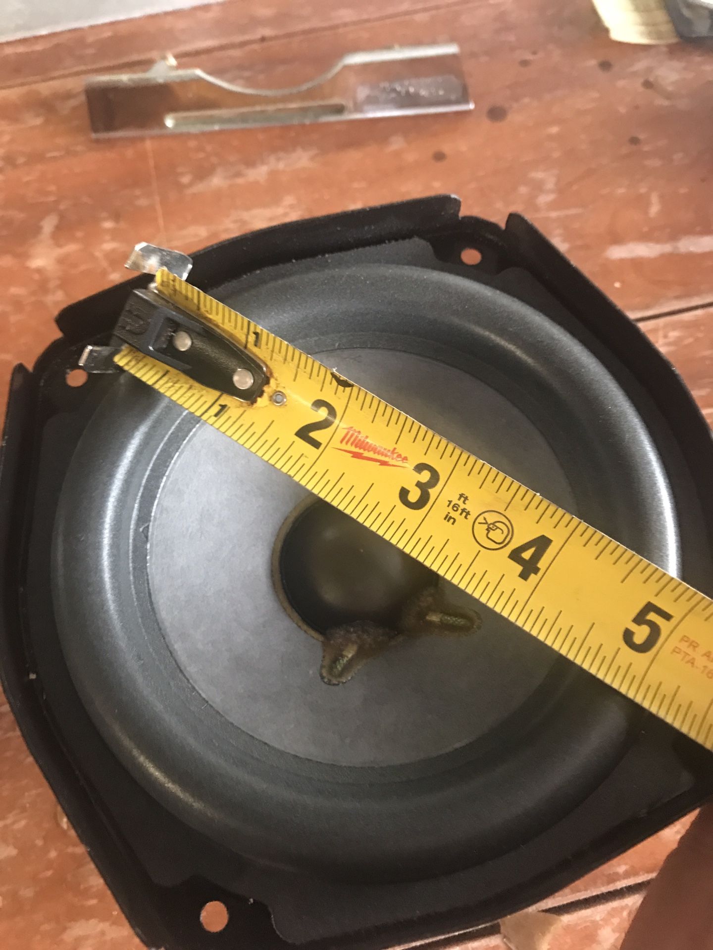 Subwoofer Bose 260772 2.5 ohms can be used at home or cars