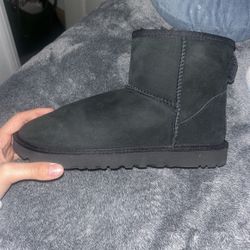 Black Uggs