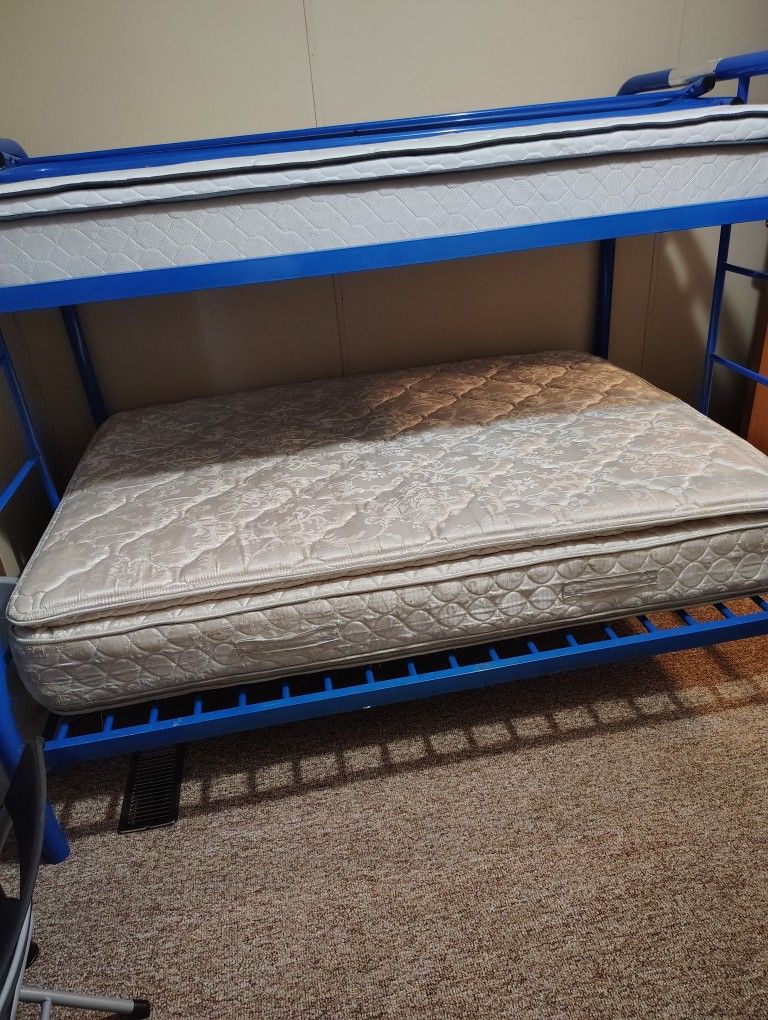 Twin Over Full With Matress