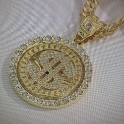 Gold-turned micro-diamond necklace