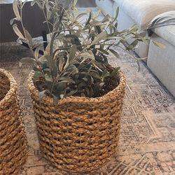 Artificial olive plant