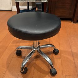 Black Swivel Chair