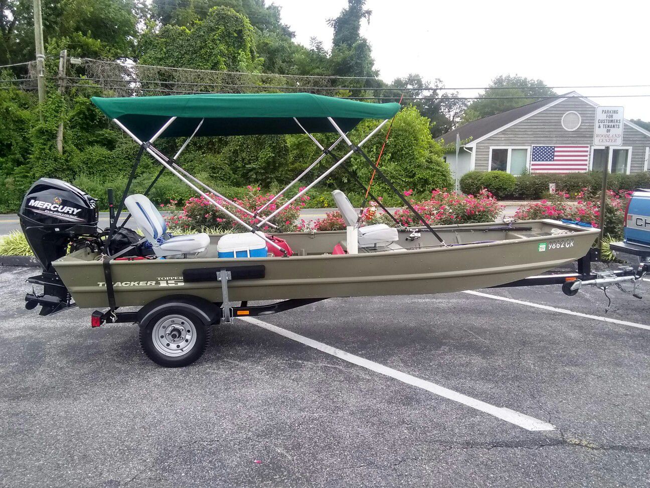 New Tracker all-purpose 16"foot Jon Boat