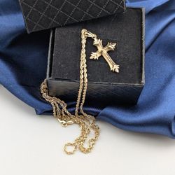 ✨💎 Beautiful 14k Yellow Gold Cross Perfect Baptism Or Easter Gift✝️and Ropes Necklace 👌✨
