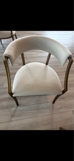 6arhays dining chairs like new no flaws
