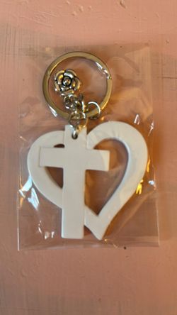 Heart And Cross Keychain 