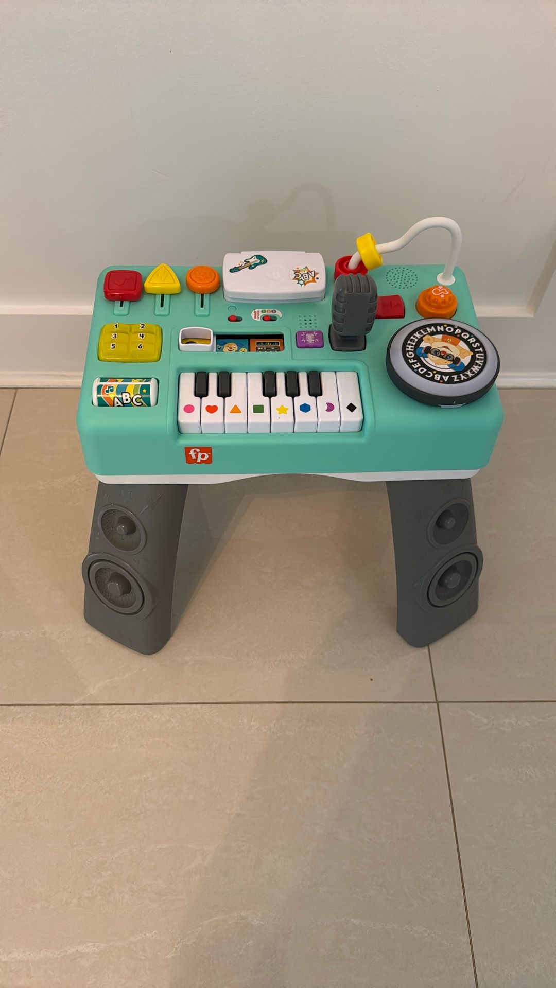 Fisher price Laugh And Learn DJ Table