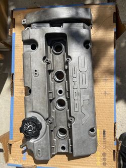 H22 valve cover
