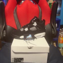 Jordan 4 White Thunder