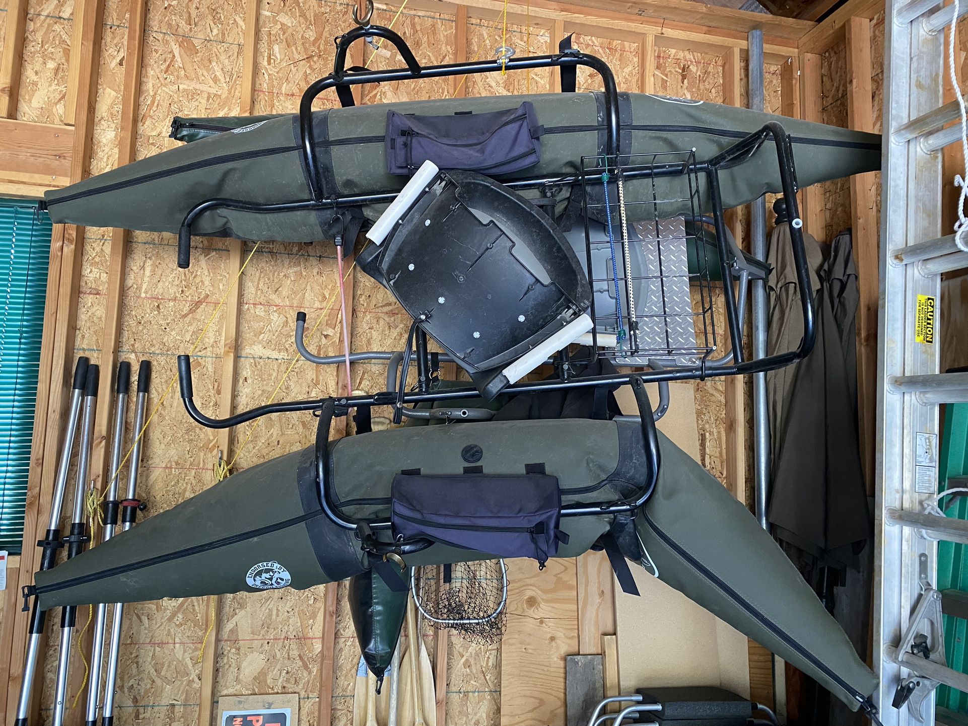 Sportsman Outfitters Warehouse Pontoon Boat - Green