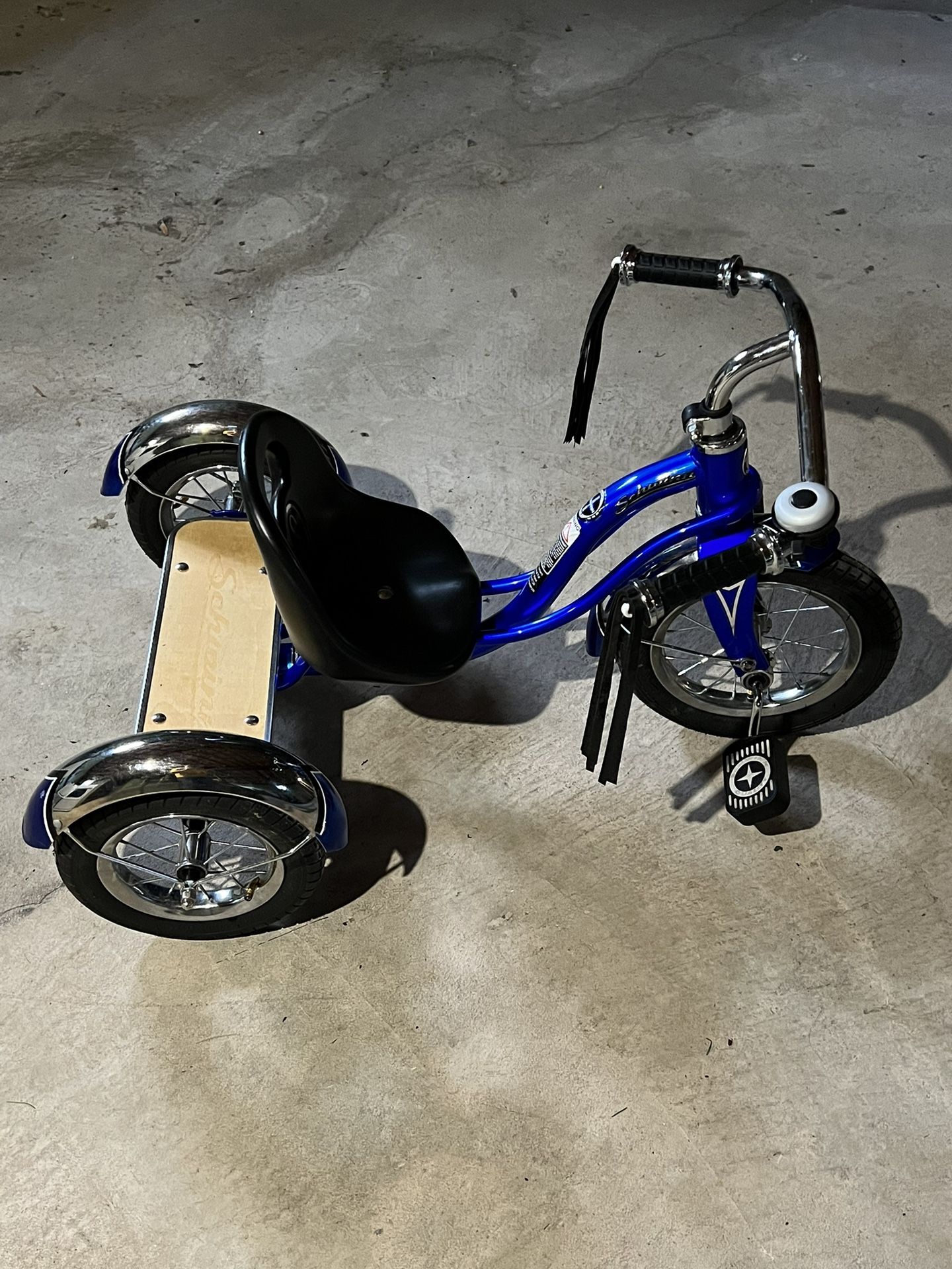 Schwinn Roadster Tricycle For Kids