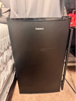 Galanz Mini fridge&freezer