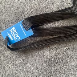 THICK LACES