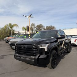 🔥 2024 Toyota Tundra SR5 4WD – Clean, Powerful, Ready to Work 🔥