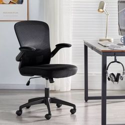 New Office Mid-back Mesh Chair Ergonomic  Office Chair Meeting Room Chair with Lumbar Support and Flip-up Armrests, Black  New in box T OCNC9900  The 