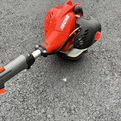 Brand New Echo SRM225 Straight Shaft String Trimmer 21.2cc Engine. Must Pickup