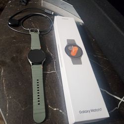 Samsung Galaxy Watch 7