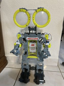 Meccano Tech Meccanoid Personal Robot 2 feet tall Programmable G15 (JH)