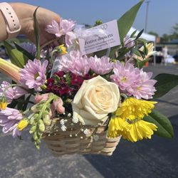 Flower Arrangements 