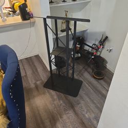 Pulpit Podium Metal